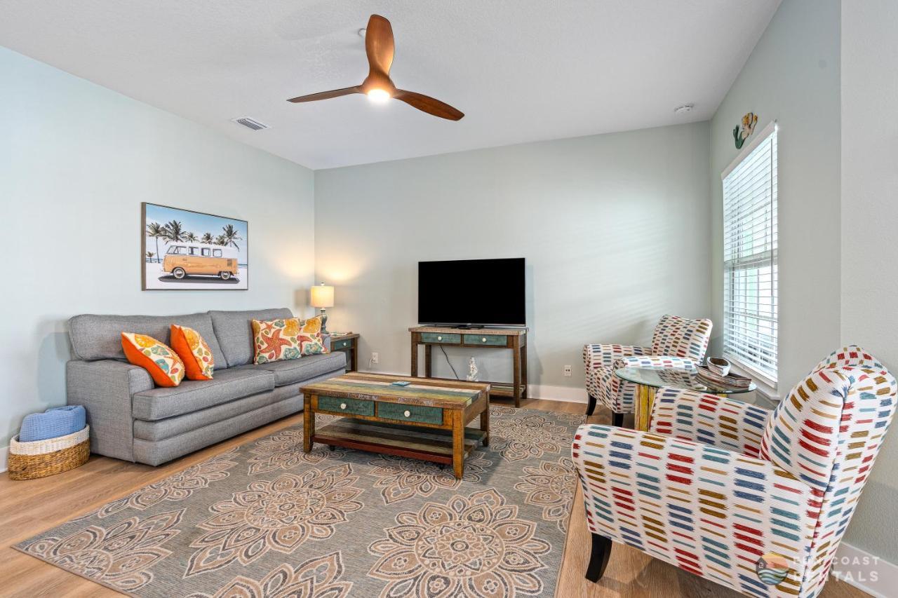 On Flagler Avenue! Dog Friendly With Balcony And Parking Walk To The Beach! Нью-Смирна-Бич Экстерьер фото