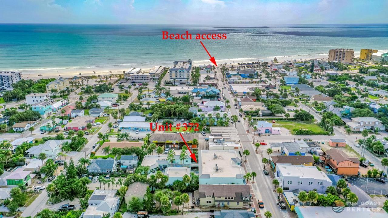 On Flagler Avenue! Dog Friendly With Balcony And Parking Walk To The Beach! Нью-Смирна-Бич Экстерьер фото